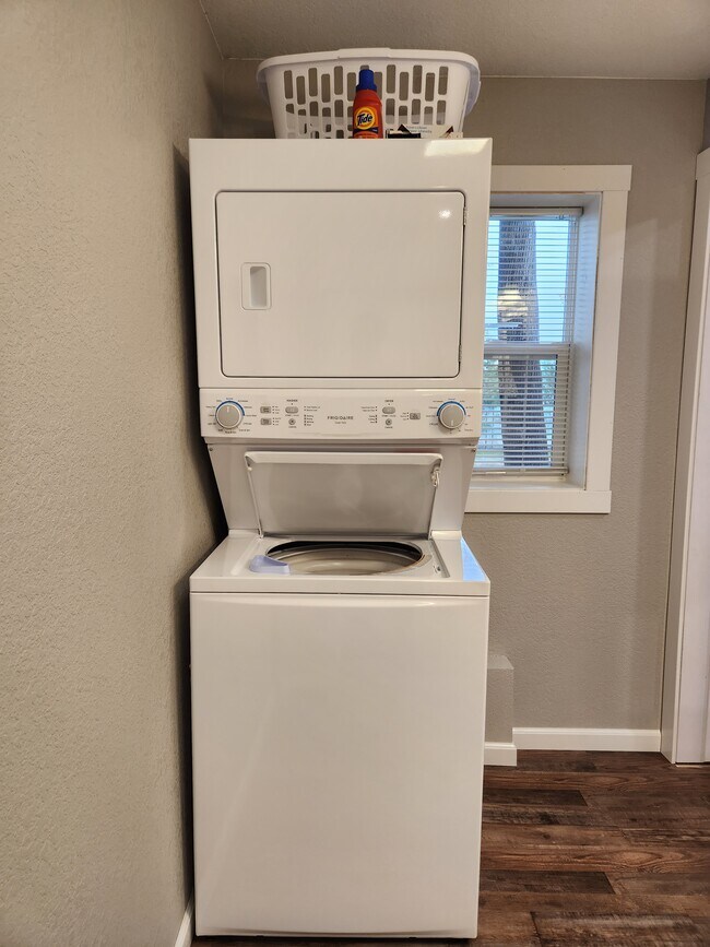 Foto del edificio - 450 Platt St