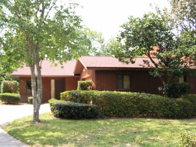Primary Photo - 3/2 VILLA IN BRANDYWINE