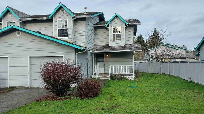 Building Photo - 15344 Berry Valley Dr SE