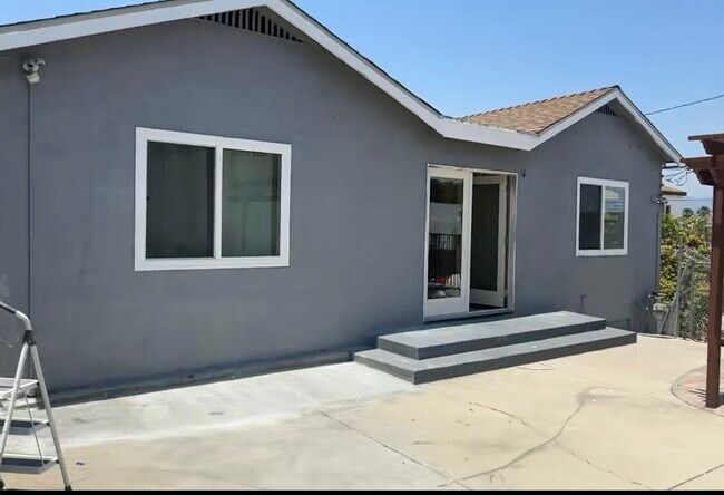 Foto del edificio - 625 Brittania St