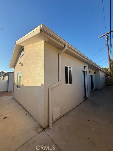 Building Photo - 7866 Clearfield Ave