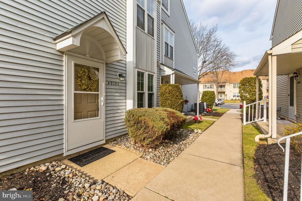 Primary Photo - 4903 Adelaide Dr