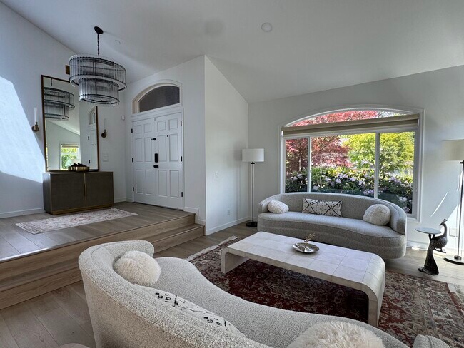 Foto del edificio - 535 NW Datewood Dr