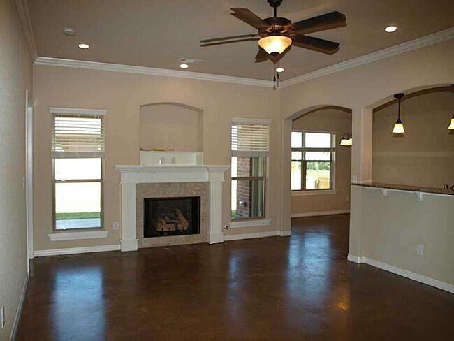 Building Photo - 3077 W Crystal Downs