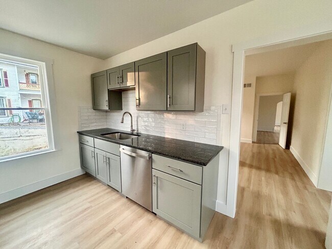 Foto del edificio - Bright & Spacious 3-Bedroom, 2-Bath Home with Open Concept Living in Lititz