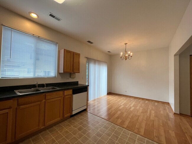 Foto del edificio - 1046 Chadwick Dr