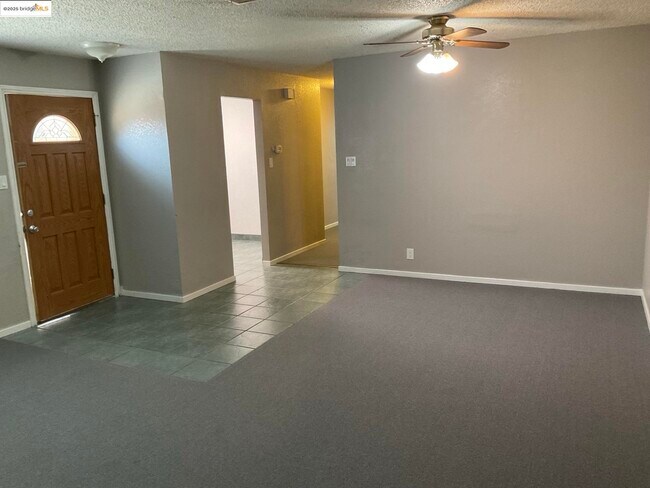 Building Photo - 1713 Springwood Way