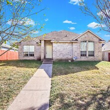 Building Photo - 8040 Texridge Dr