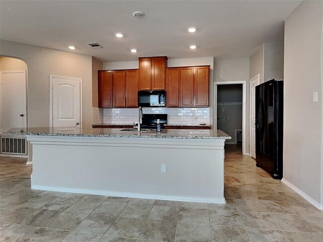 Building Photo - 370 Sunlight Blvd