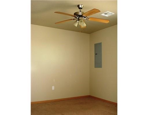 Building Photo - 1160 Dove Loop