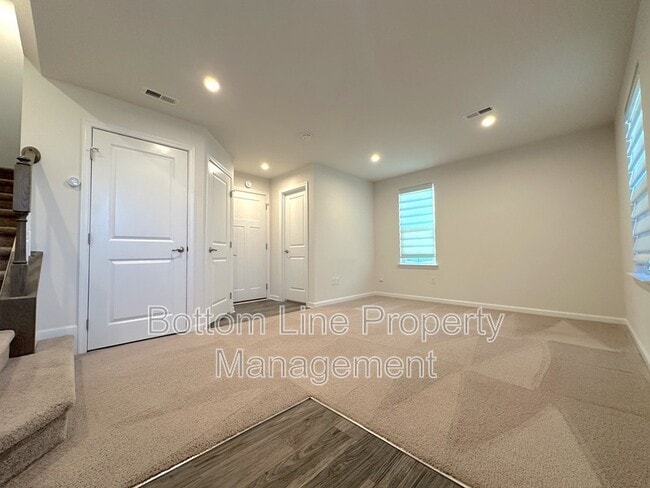 Building Photo - 1332 Ashbury St