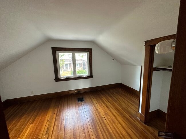 Building Photo - 2322 Muriel Ct