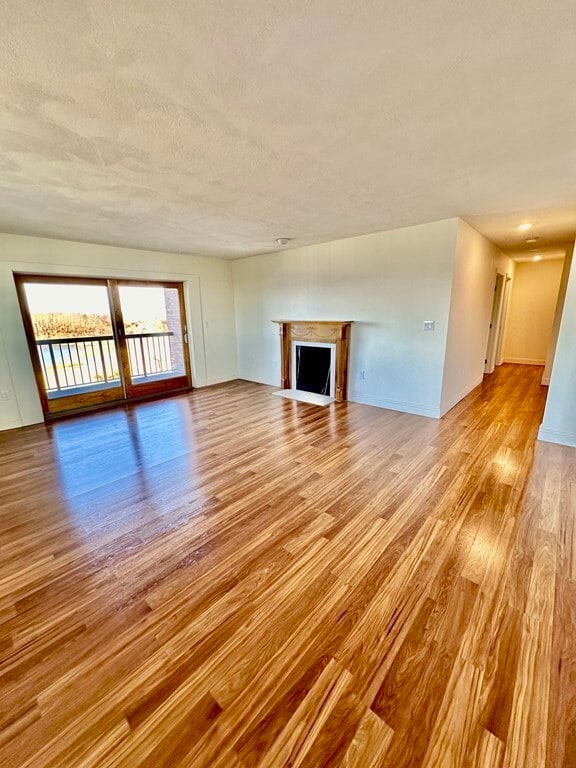 54 Broad Reach Unit 401, Weymouth, MA 02191 Condo for Rent in Weymouth, MA