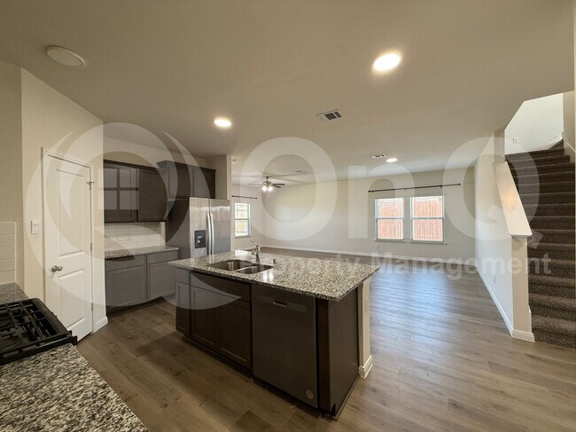 Foto del edificio - 1400 Colonial Bluff Ln
