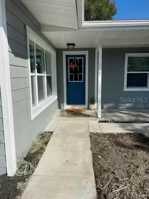 Puerta principal - 1315 65th St NW