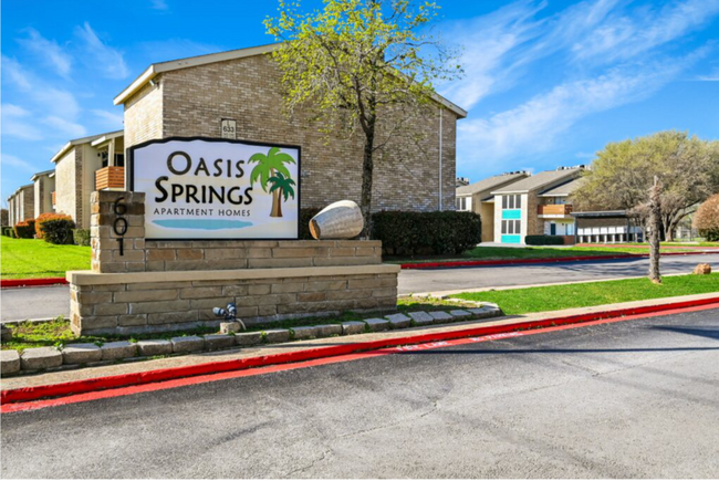 Foto del edificio - Oasis Springs Apartments