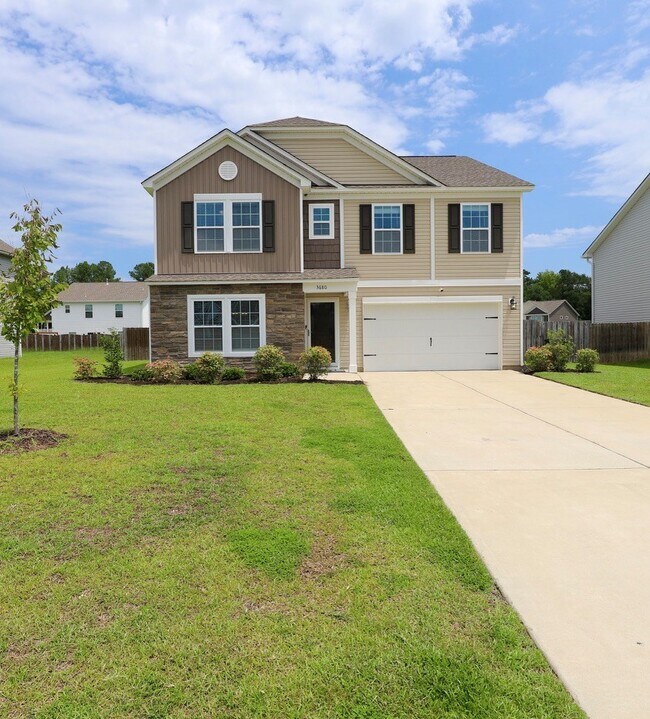 Building Photo - 3680 Moseley Dr