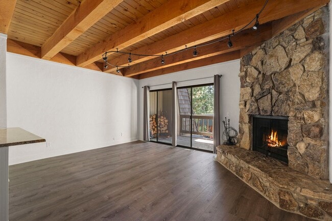 Building Photo - Incline Village: Condo - 3 Bedrooms, 2 Full Bathrooms, 1 Car Garage, Low Elevation, Centrally Loc...