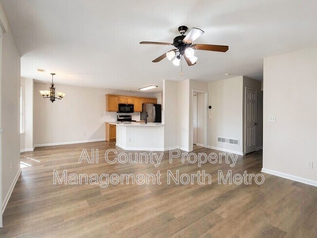 Foto del edificio - 2195 Highland Gate Dr