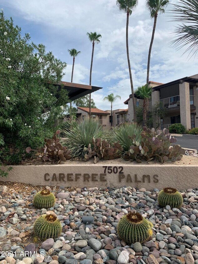 Primary Photo - 7502 E Carefree Dr