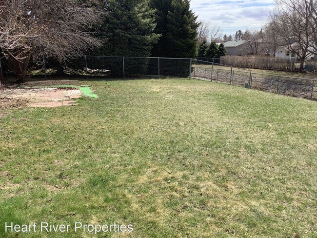Building Photo - 3 br, 1.5 bath House - 774 Custer