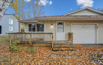 8225 Tamarack Trail