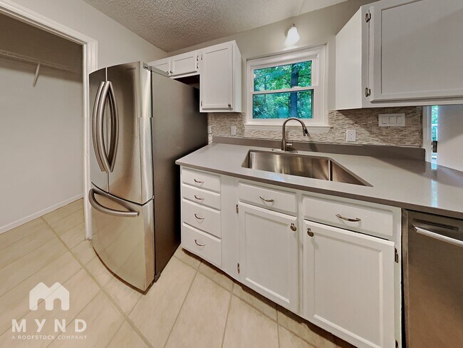 Foto del edificio - 7007 Ware Rd