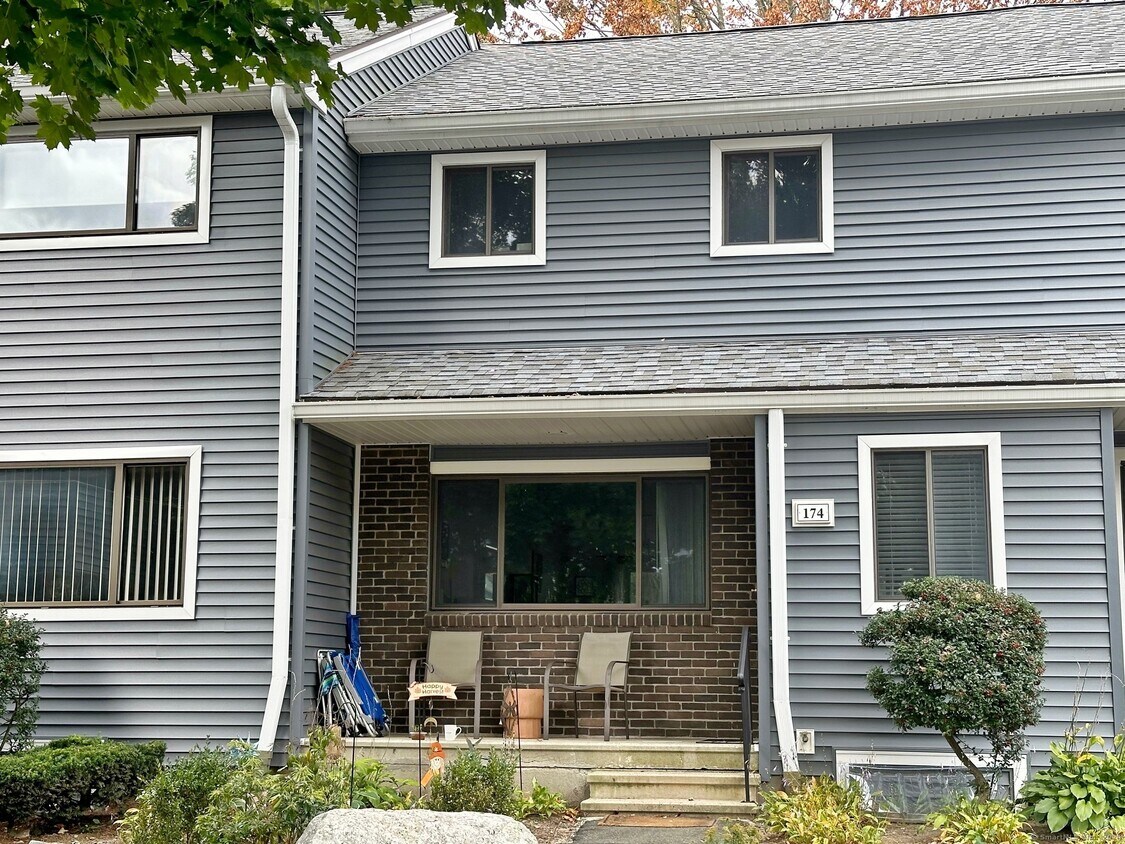 174 Shagbark Dr Unit 174, Derby, CT 06418 Condo for Rent in Derby, CT