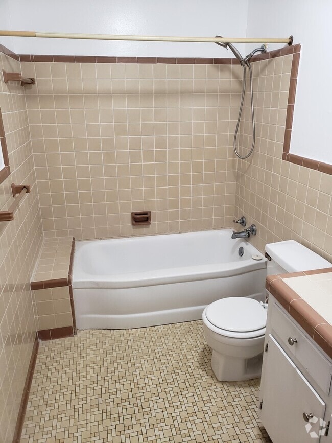 Briarfield Student Apartments for Rent Biloxi, MS 3 Rentals