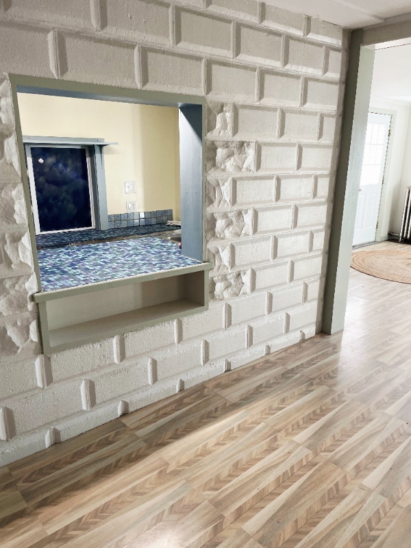 Building Photo - 2 Howe St