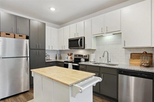 Foto del edificio - 75 Overlook Pkwy SE