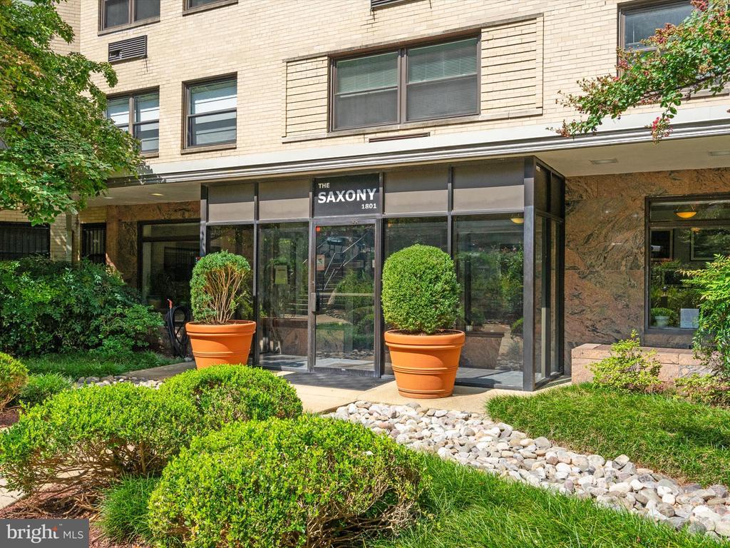 Foto principal - 1801 Clydesdale Pl NW