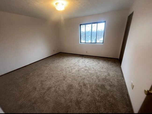 Master bedroom - new carpet - 644 Portage Lakes Dr