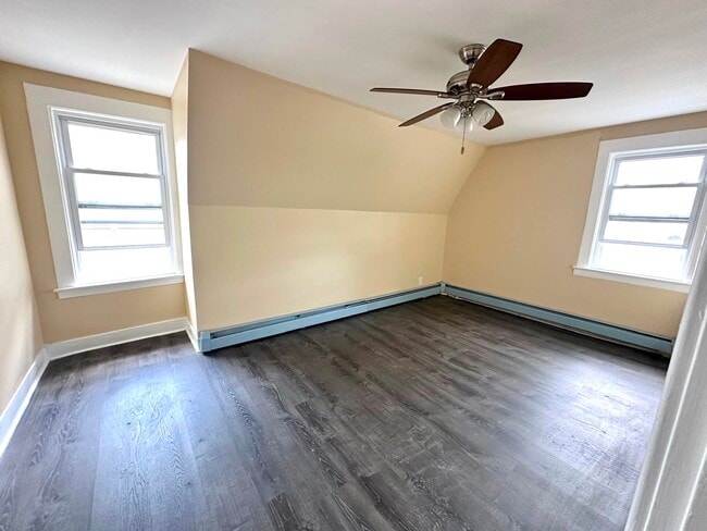Building Photo - 32 Fabyan Pl