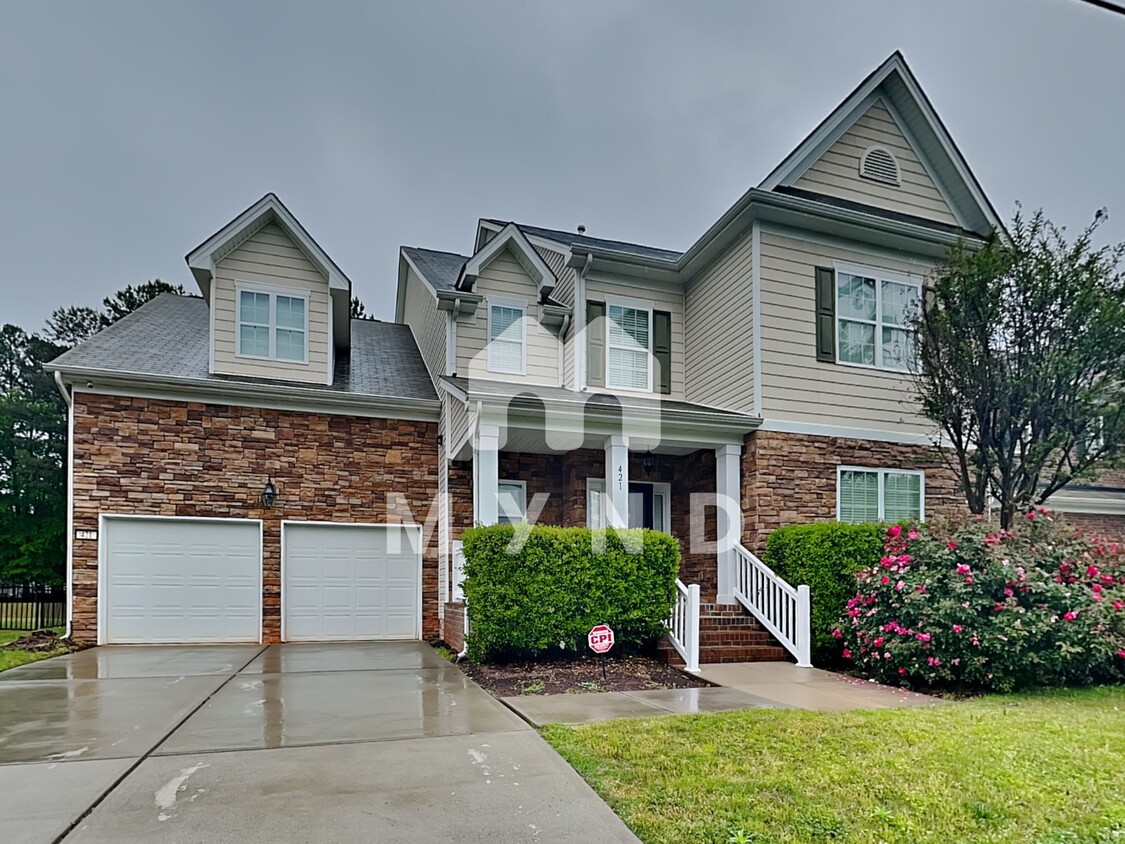 Primary Photo - 421 Stowe Rd