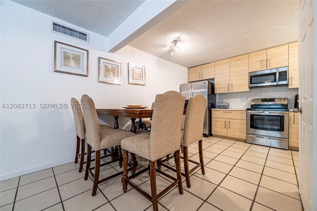 Foto del edificio - 4524 SW 54th St