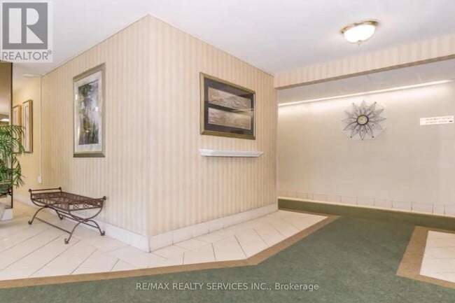 Building Photo - 18 Knightsbridge Rd