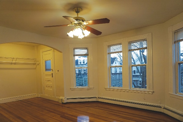 Building Photo - 163 Brown St
