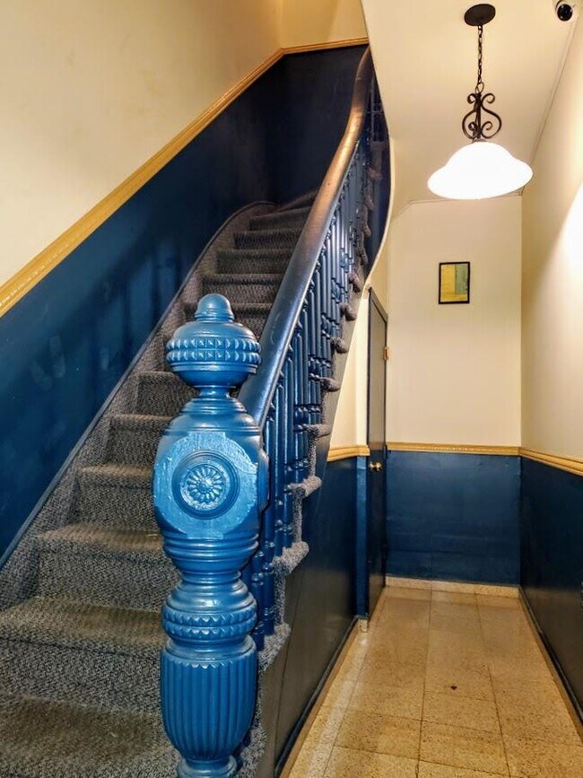 Foto del edificio - 496 Pavonia Ave