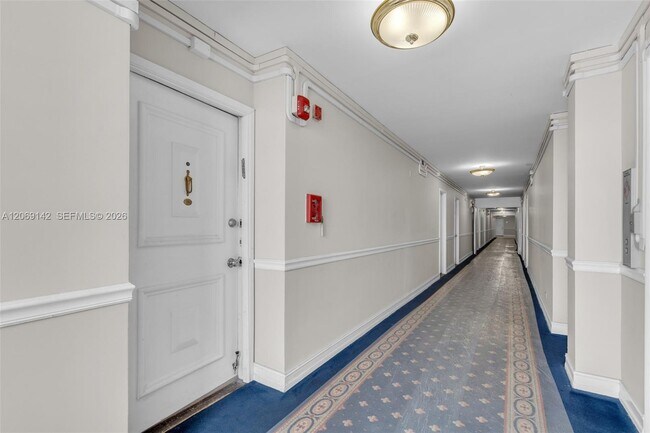 Building Photo - 5005 Collins Ave