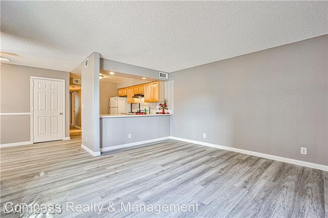 Building Photo - 2 br, 1 bath House - 4280 Tara Ave  #1