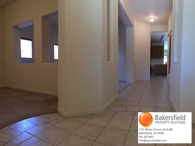 Foto del edificio - 10402 Loughton Ave