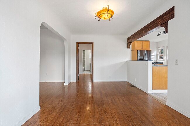 Foto del edificio - 4044 Huron Ave
