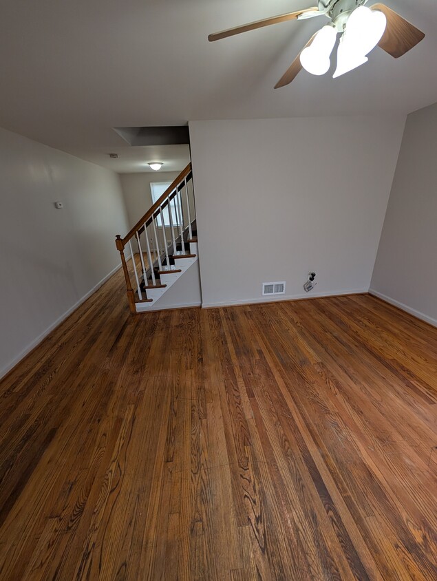 Foto principal - 4000 Elmora Ave