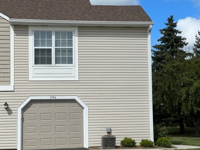 Building Photo - 294 Le Parc Cir