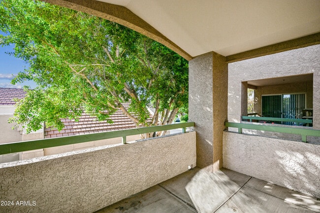 Foto del edificio - 1295 N Ash St