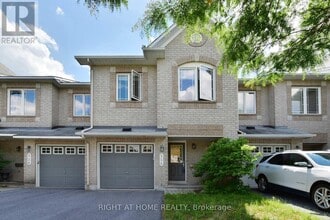 Building Photo - 226 Hunterbrook St