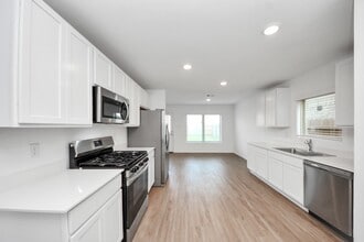 Building Photo - 10939 Bright Beacon Dr
