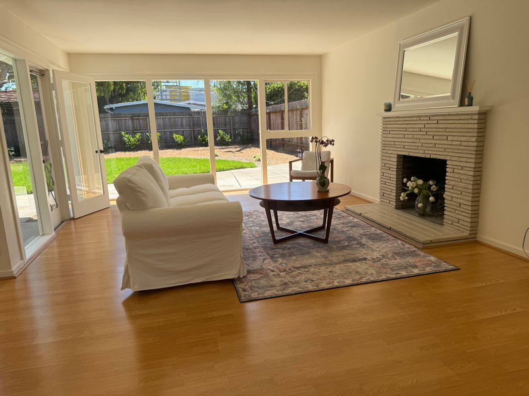 Foto principal - 2590 Emerson St