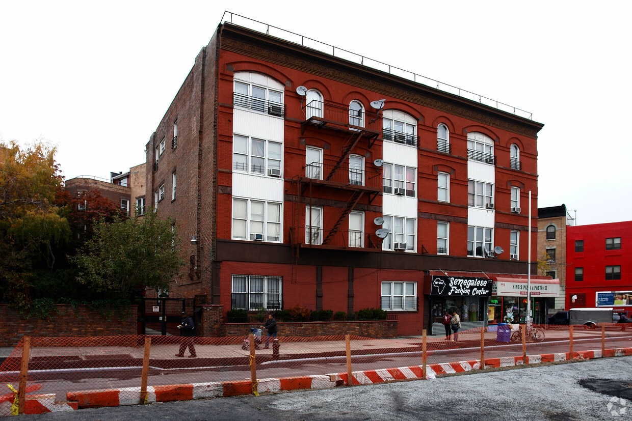 Primary Photo - 516 Washington Ave